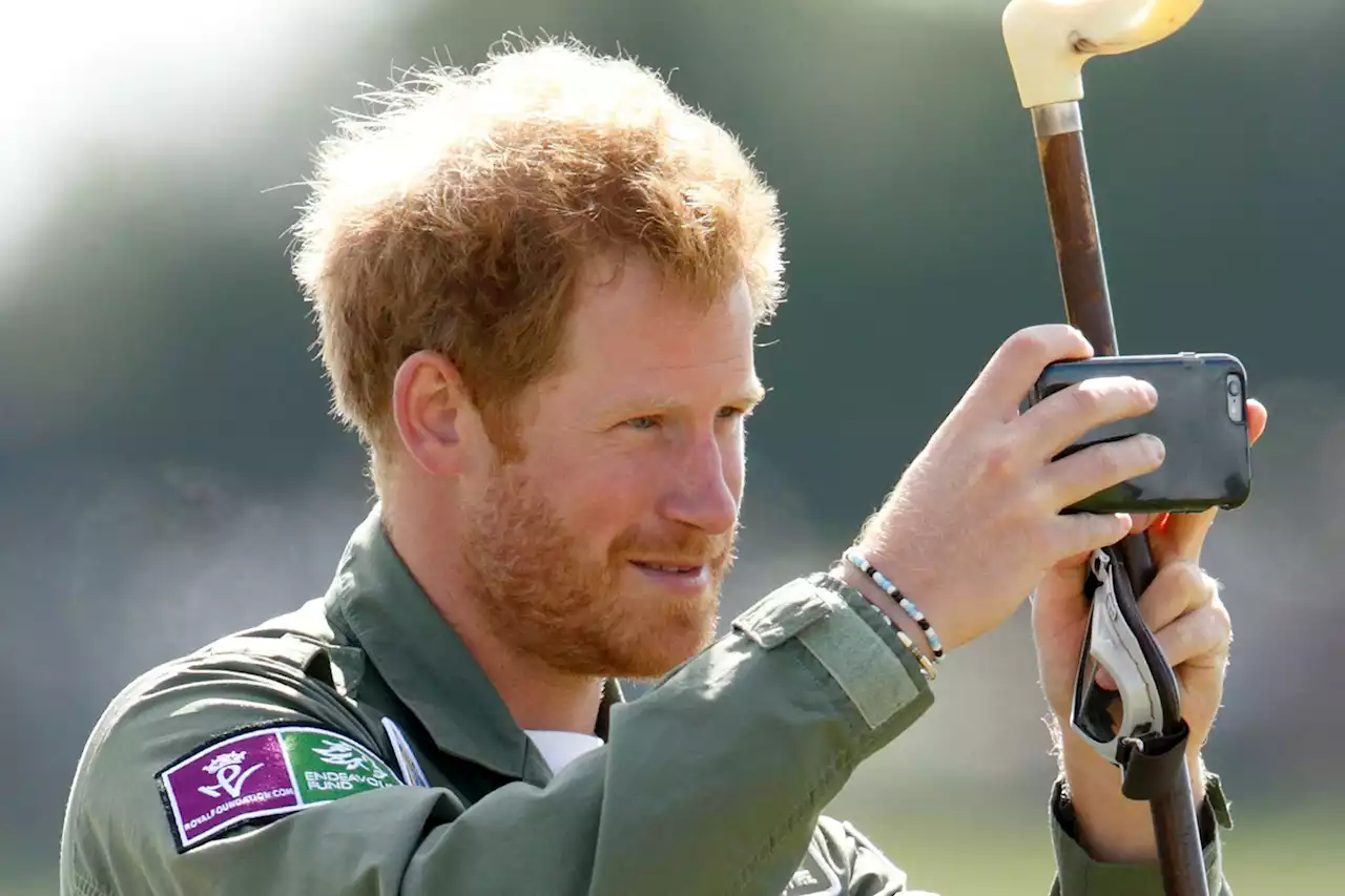 Prince Harry dealt major blow in Murdoch tabloid phone hacking case