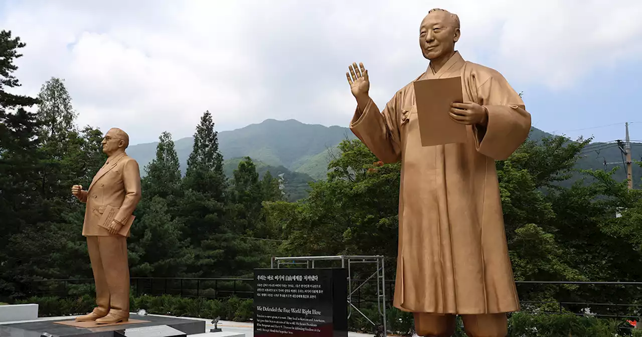 오갈데 없던 이승만·트루먼 동상, 칠곡 다부동전적기념관에 세워져