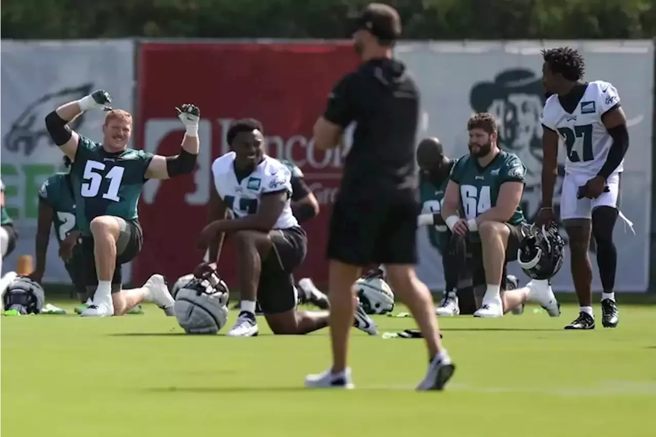 A first look at the Eagles’ (unofficial) depth chart as training camp opens