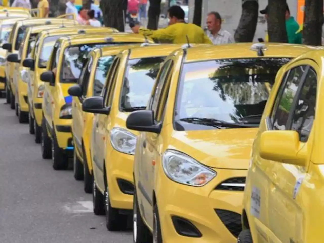 ‘Tarifa dinámica’: en qué cambiaría la prestación de servicio de taxis