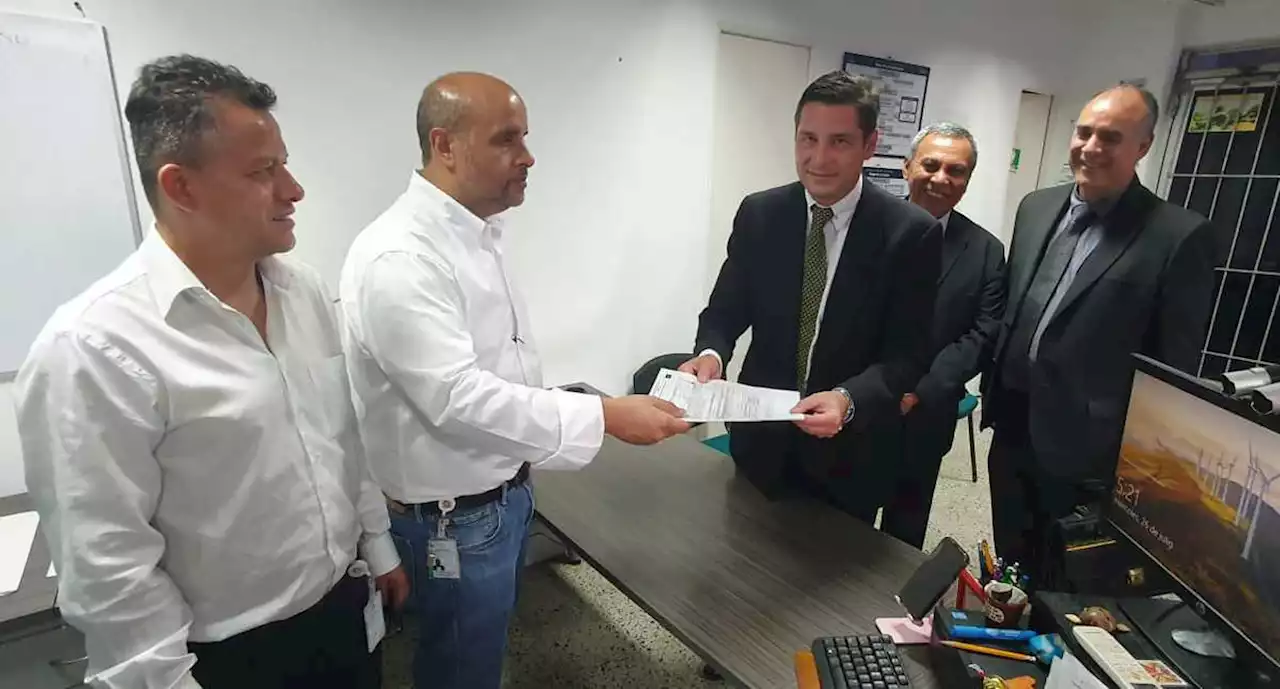 El economista y politólogo Cristian Halaby, se inscribió como candidato a la gobernación de Antioquia