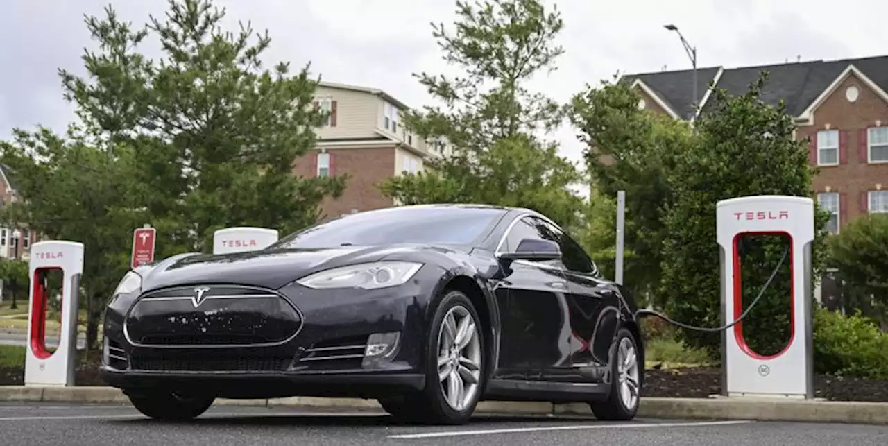 Tesla's In-Car Range Estimates Have Reportedly Been Overstated for Years