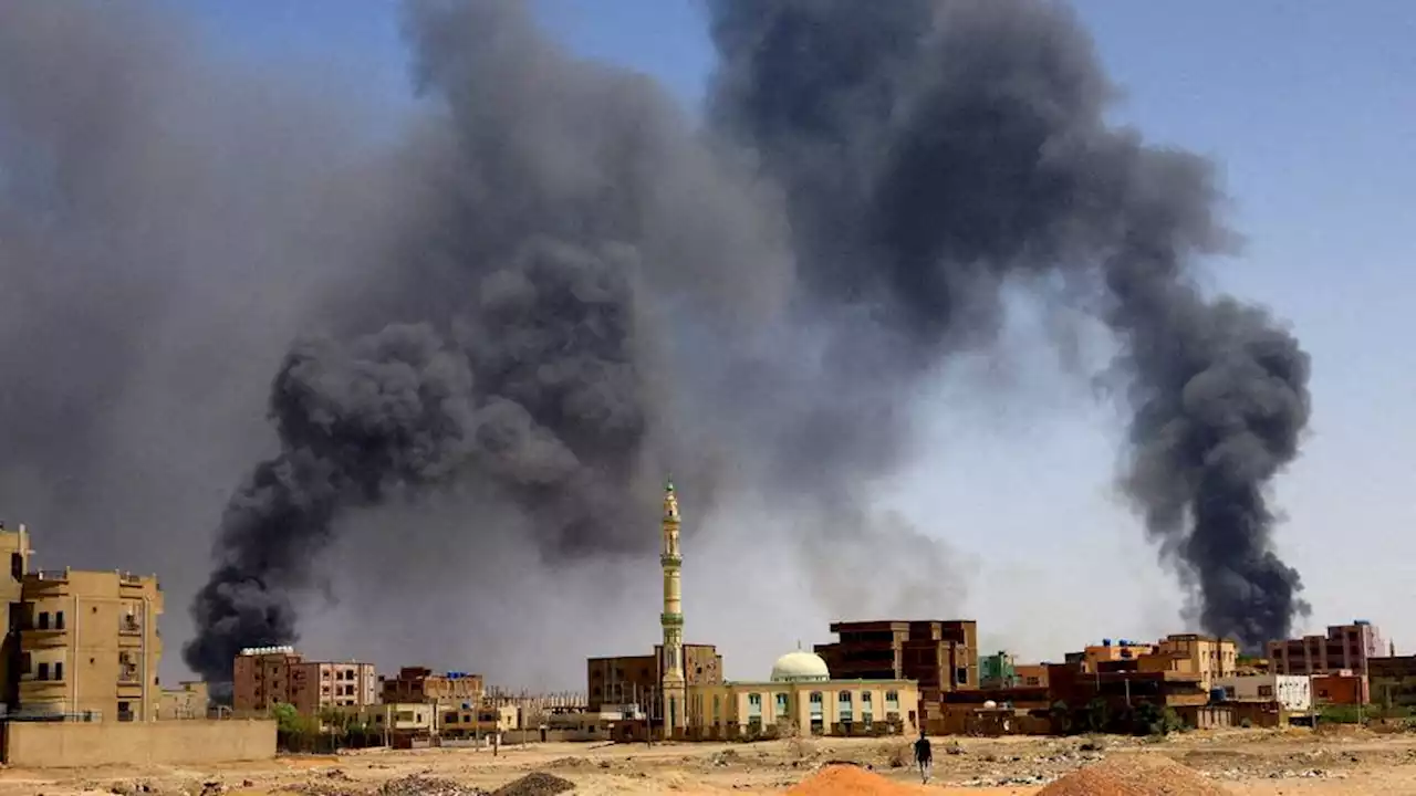 Rockets strike Sudanese capital, air force base targeted