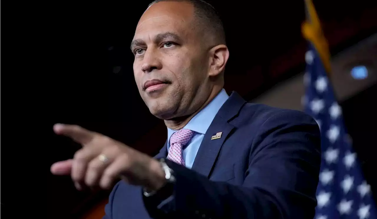 Hakeem Jeffries pleads ignorance when asked about Biden’s illegitimate granddaughter