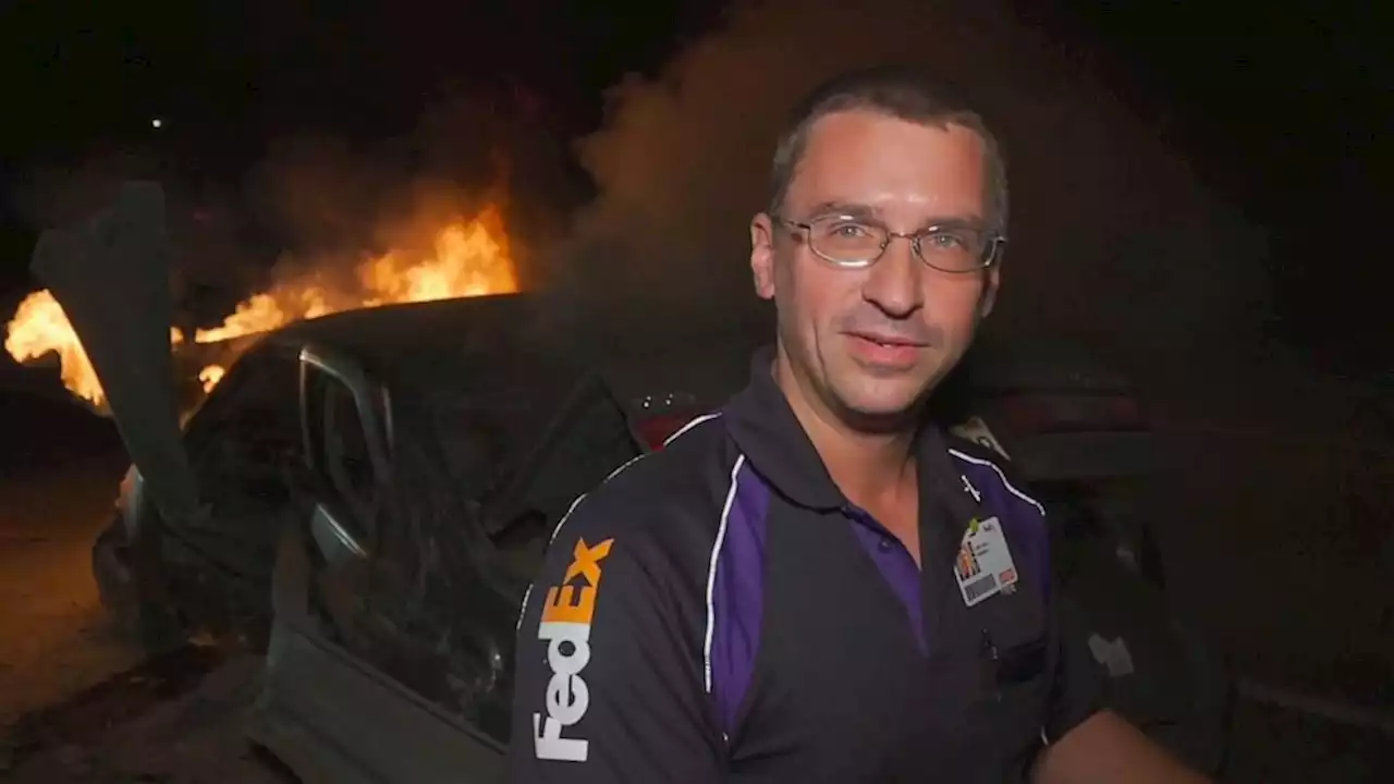 FedEx driver helps rescue man from burning car: 'I did what I think anybody would do'