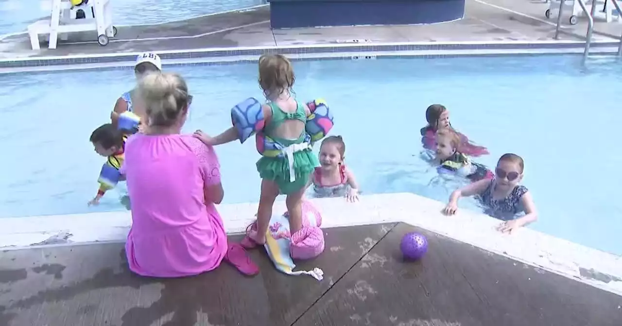 New Jersey residents look to beat the heat at public pools, and more