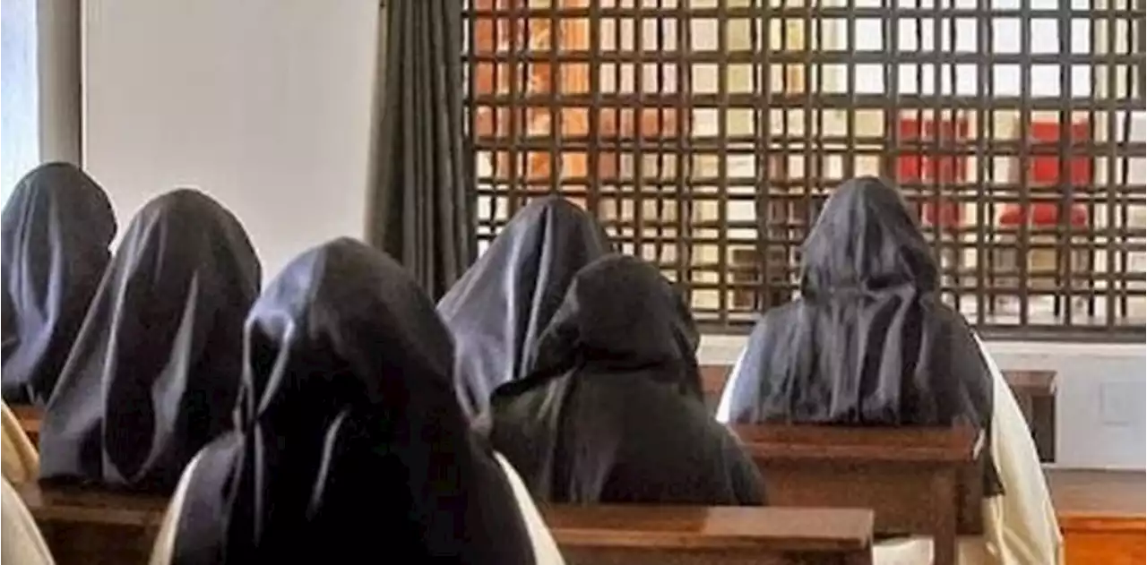 Conventos de clausura: la historia de tres monjas que se fueron y dejaron los hábitos