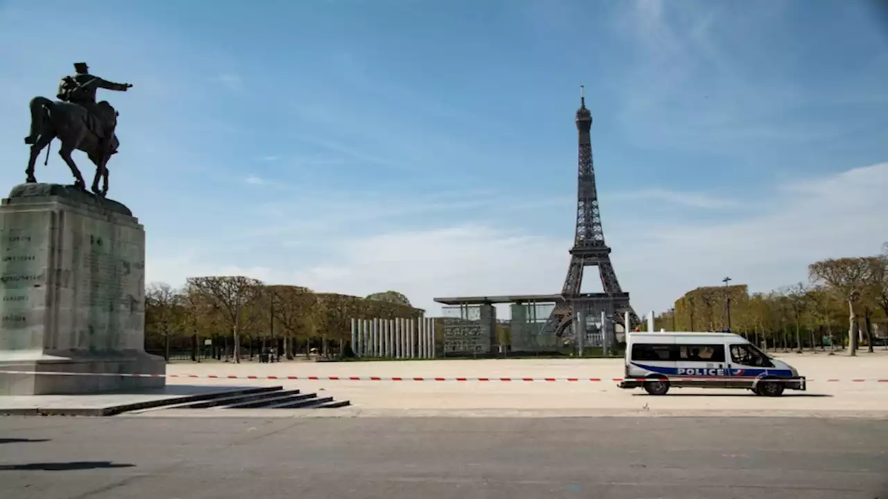 Paris : une touriste violée sur le Champ-de-Mars, deux individus interpellés