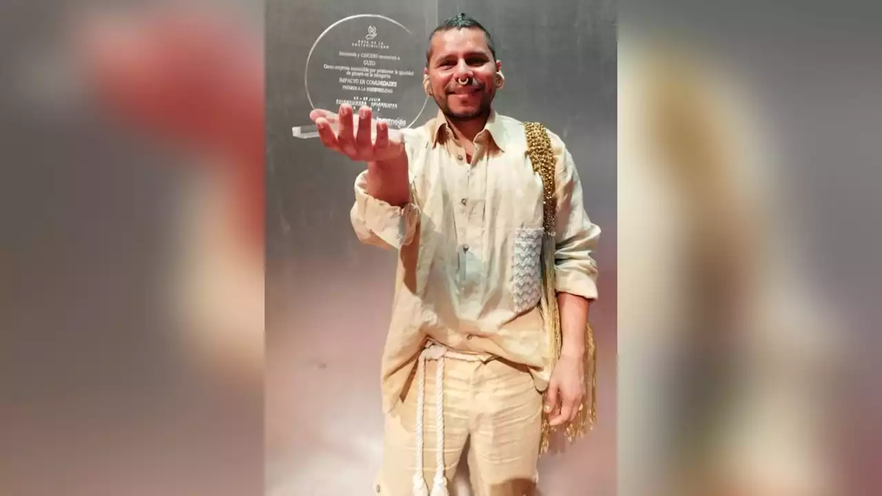 Diseñador sahagunense, Guzo, gana premio de sostenibilidad en Colombiamoda