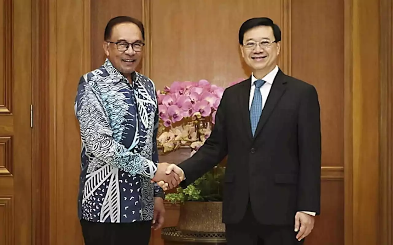 Anwar meets HK chief executive to deepen ties, cooperation