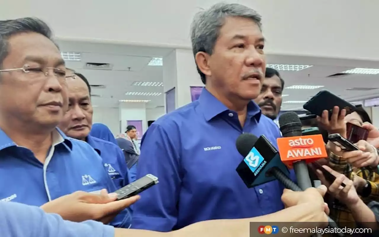 Tok Mat minta calon BN ‘henti dulu’ sedekah ketika kempen PRN