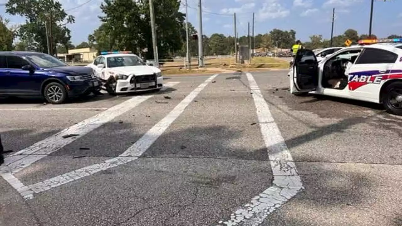 Harris County crash: 2 constable vehicles involved in afternoon crash