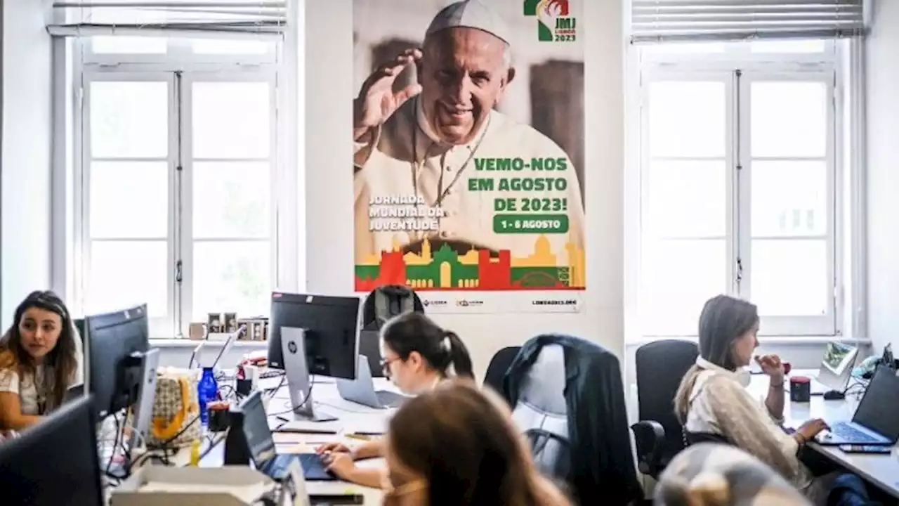 Pope's August prayer intention: For World Youth Day in Lisbon