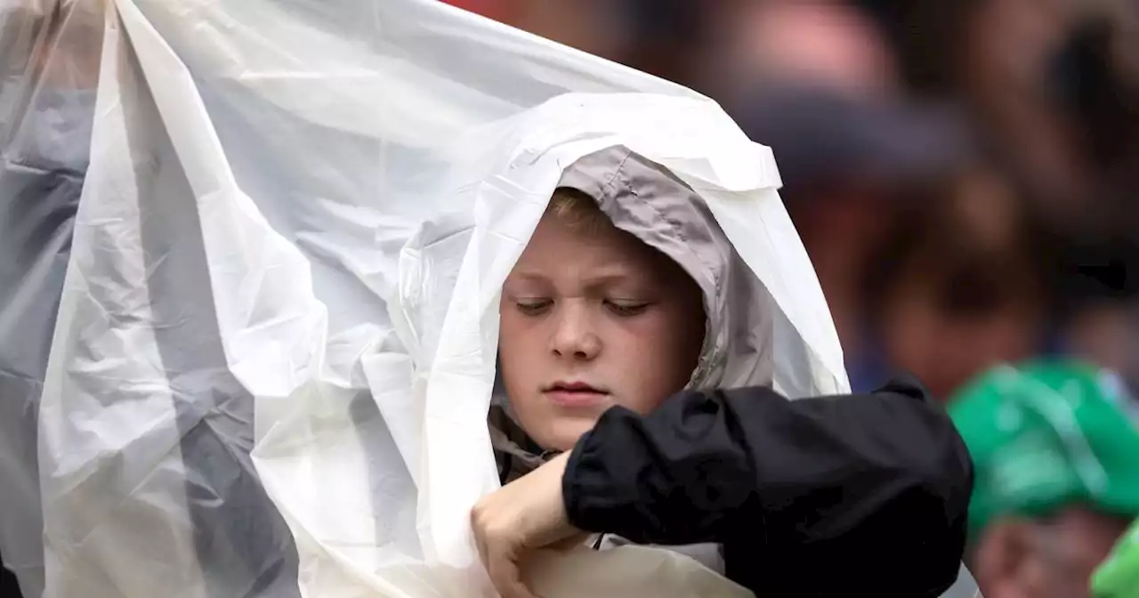 Rainy weekend predicted as second weather warning issued by Met Éireann