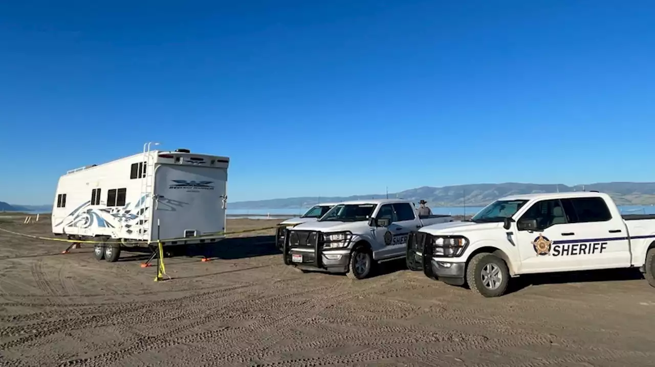 Idaho law enforcement says beachgoers found human jaw in sand at Bear Lake