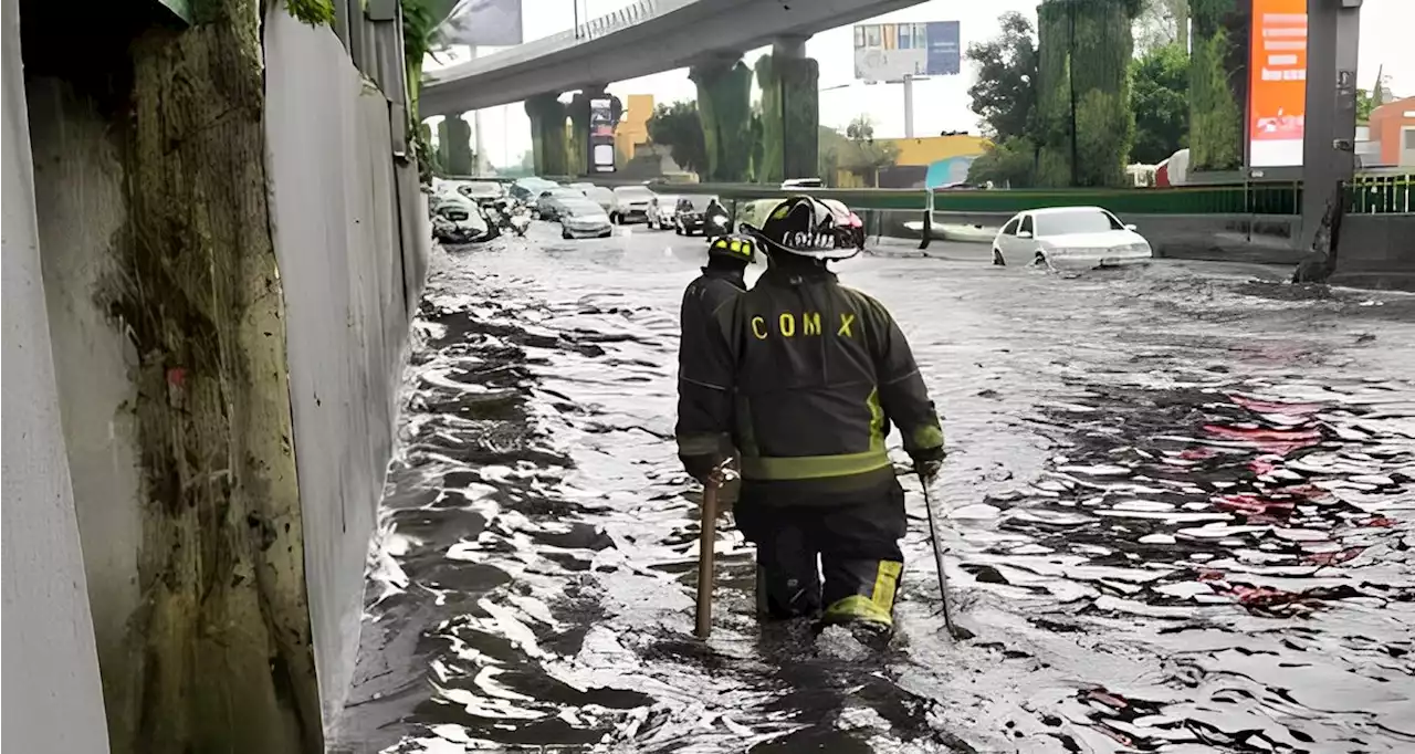 La Jornada: Dejó la torrencial lluvia en la capital encharcamientos en vías principales