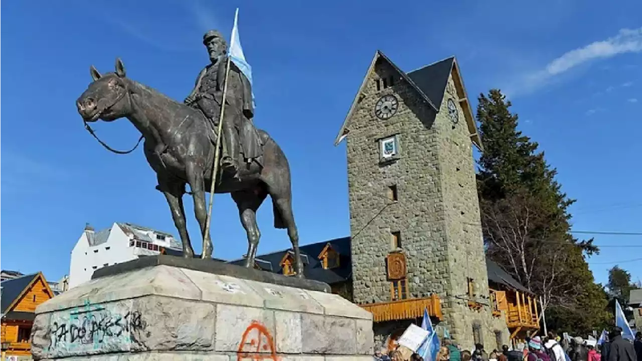 Presentarán un amparo para evitar el traslado de la estatua de Julio Argentino Roca