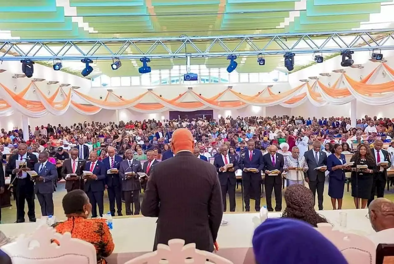 Akwa Ibom governor swears in 23 commissioners, special adviser