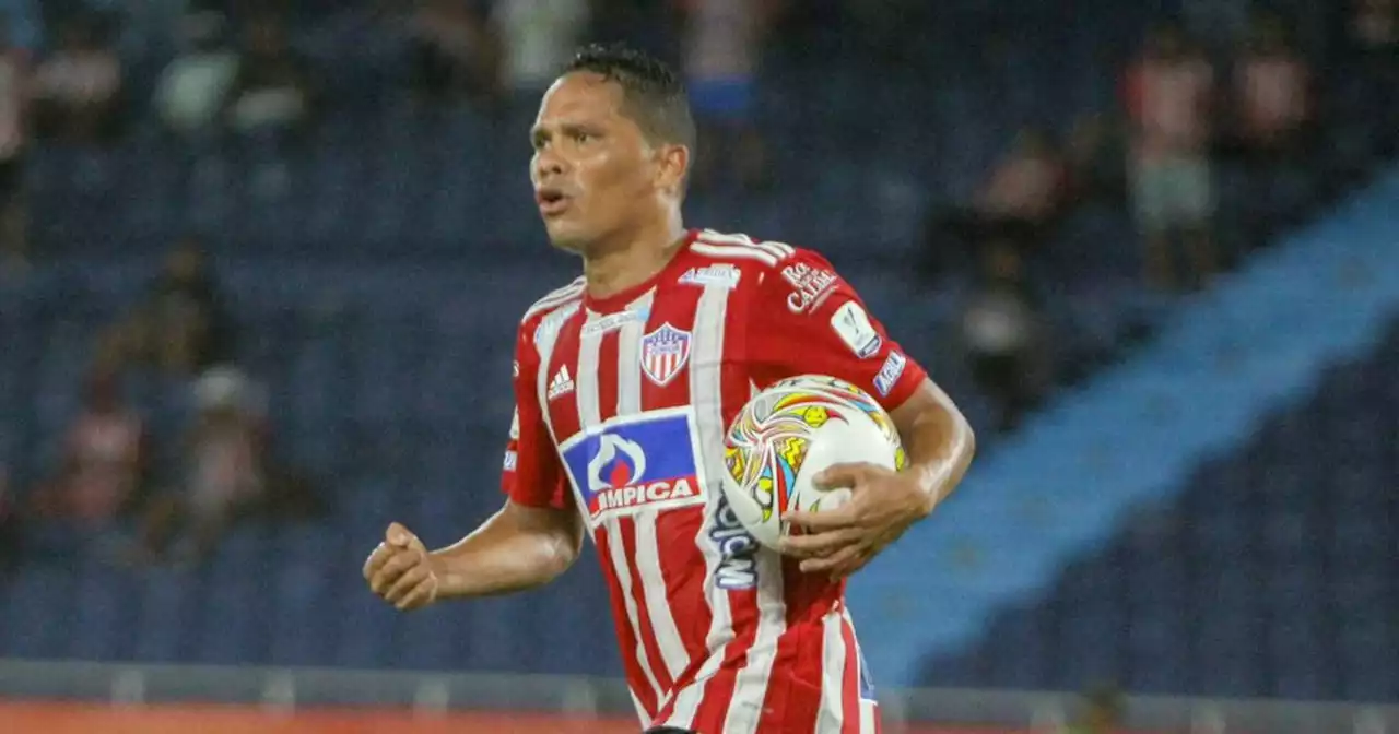 Bacca ‘se quitó la sal’ con un espectacular golazo de taco en el partido del Junior