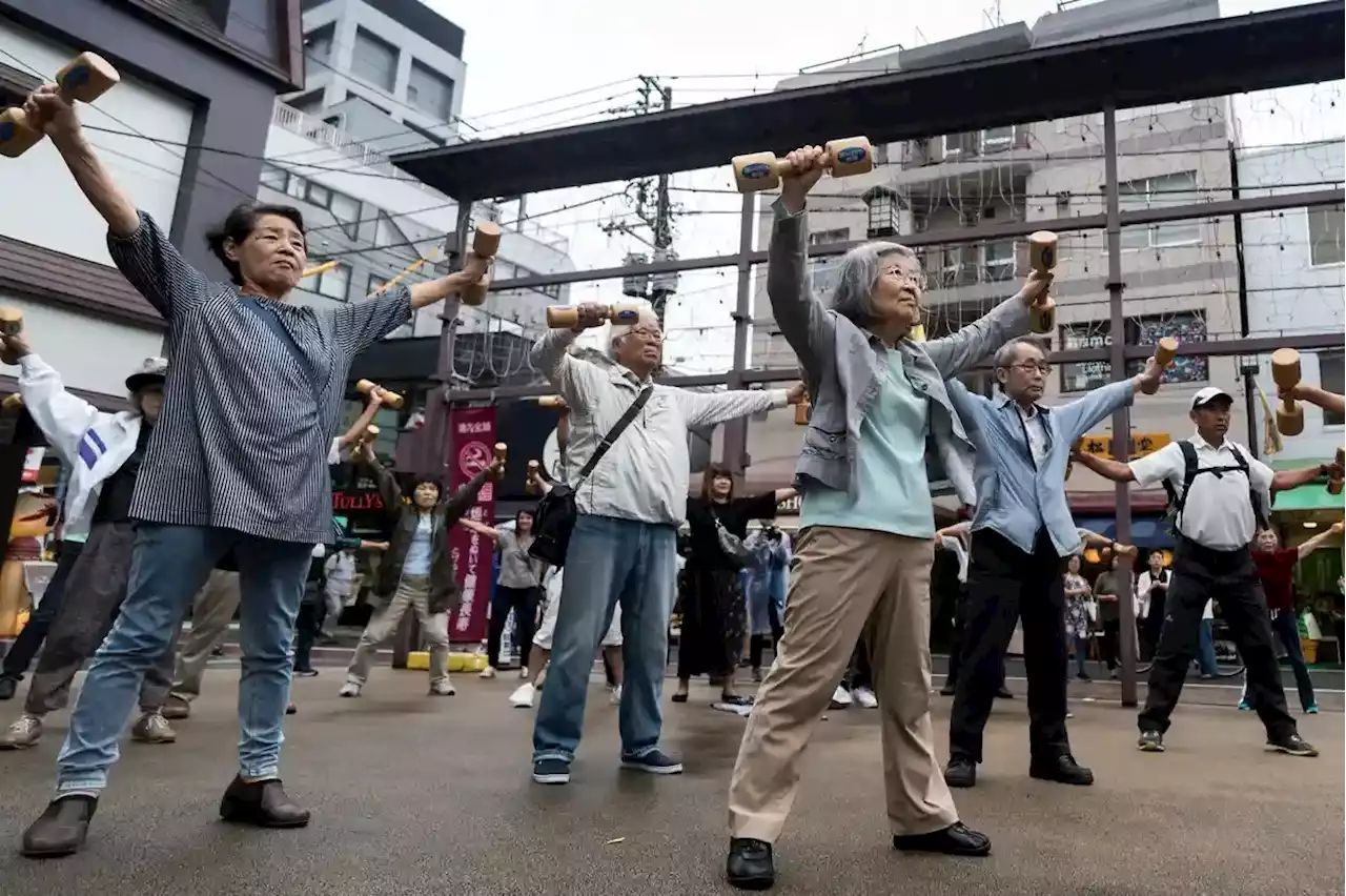 Lebih ramai penduduk mati daripada dilahirkan di Jepun