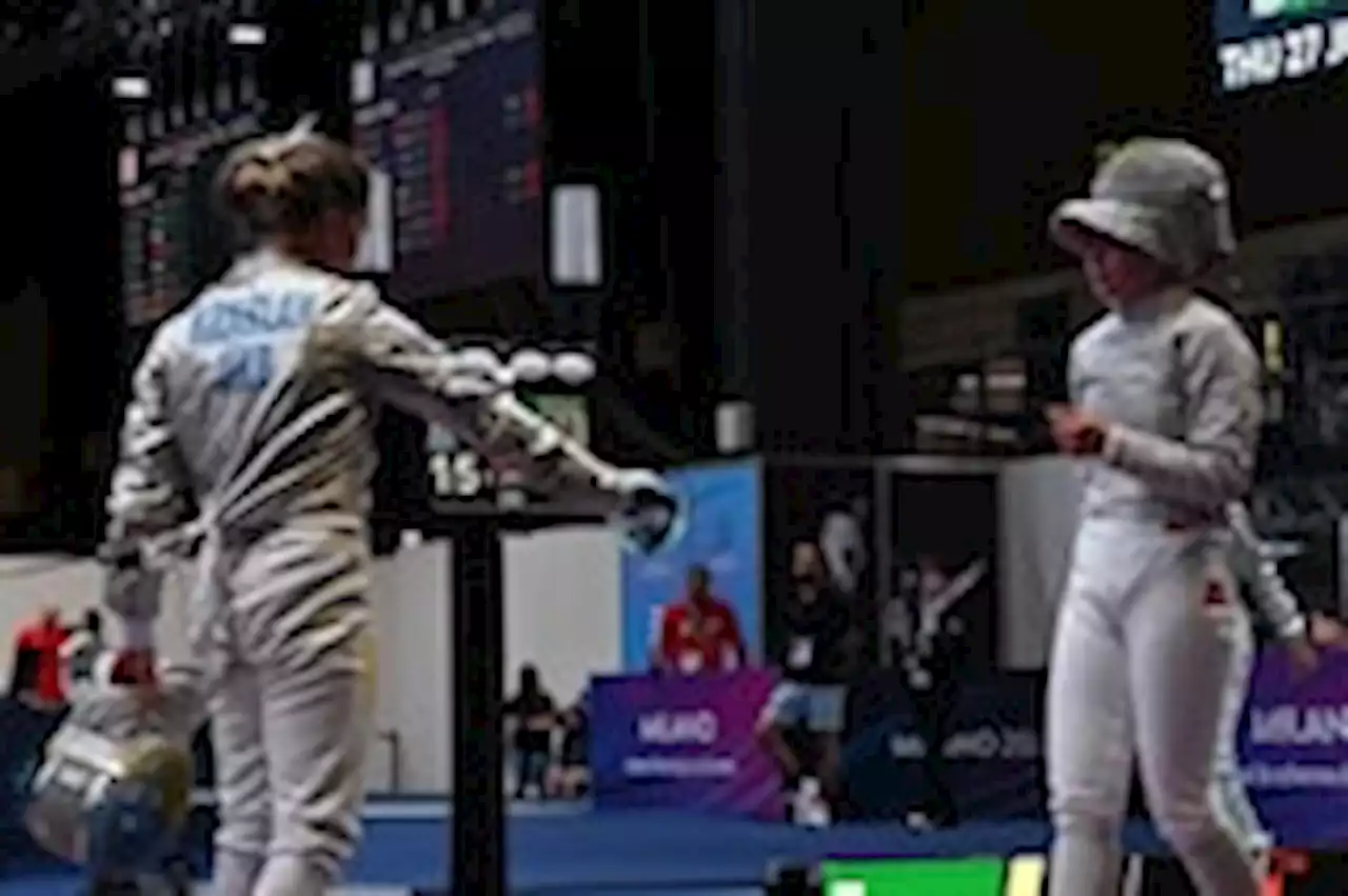 Ukrainian fencer DQ’d after refusing handshake with Russian opponent