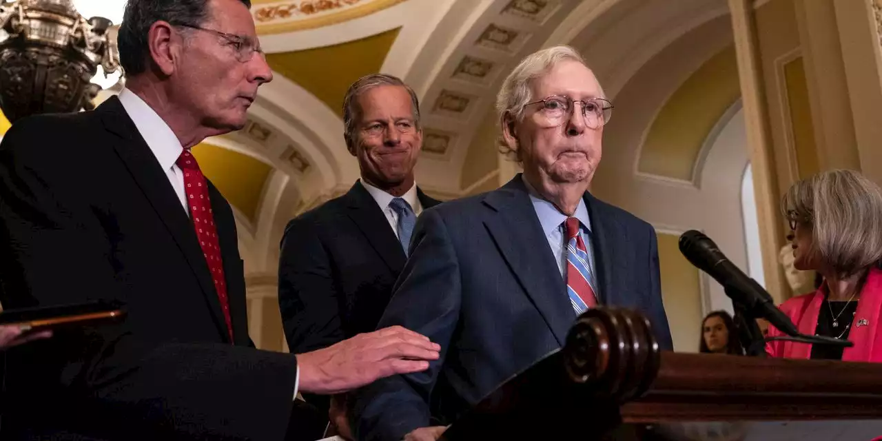 Mitch McConnell Backed by Senate Republicans After Health Incident