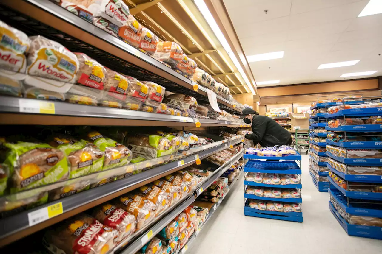 Canadians expect food prices to keep going up: Yahoo/Maru poll