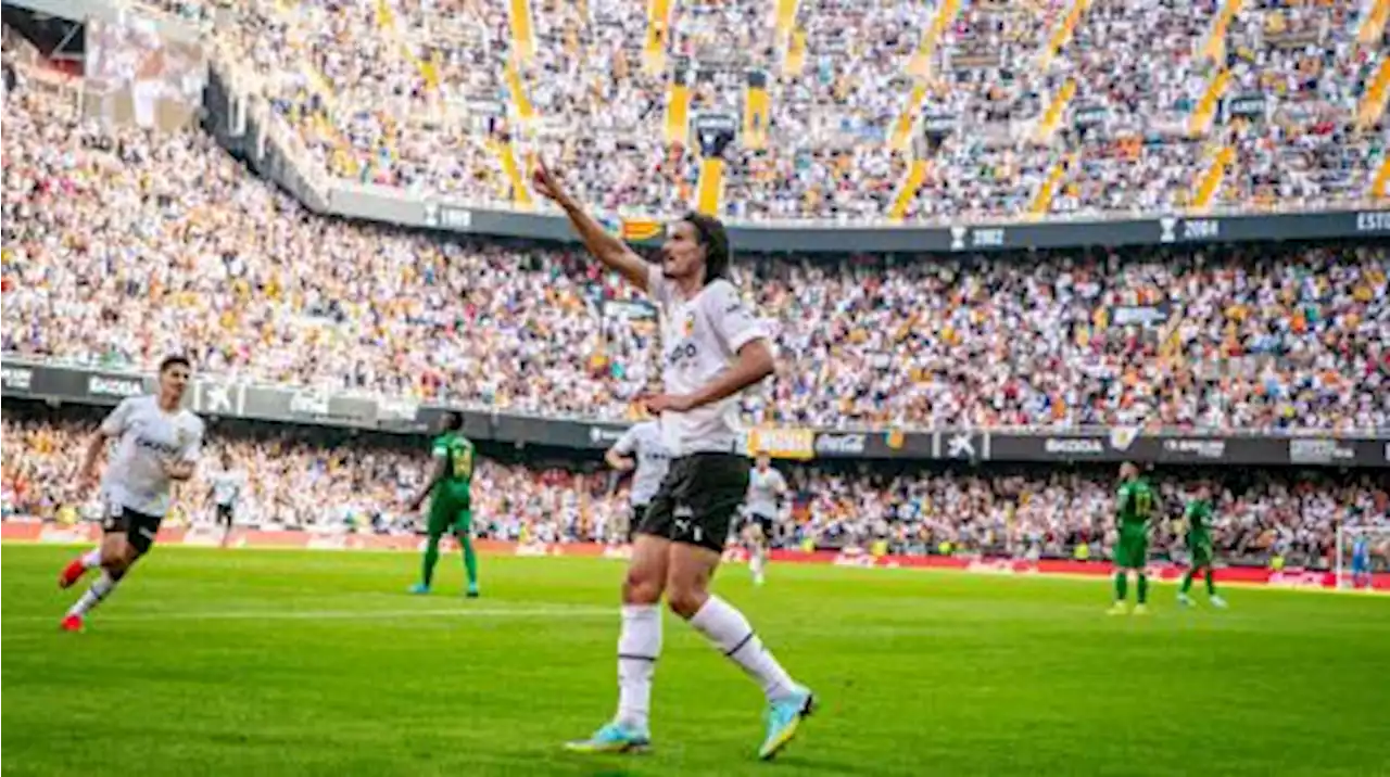 Fin de la novela: Cavani es oficialmente nuevo futbolista de Boca