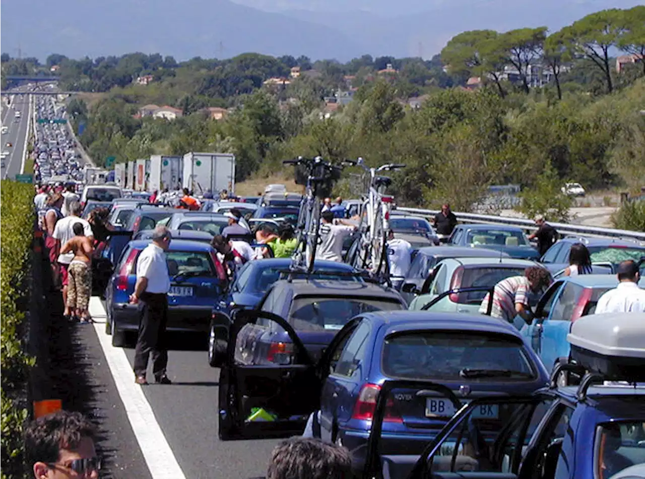 Esodo: incidenti e code sulle autostrade italiane nel primo weekend da bollino rosso - Notizie - Ansa.it