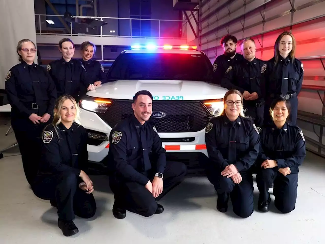 Calgary welcomes first responders as they graduate from city's program