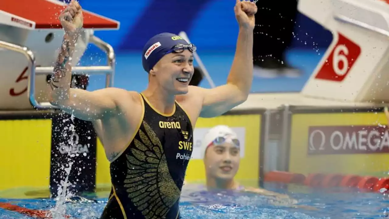 Sjoestroem wins fifth straight butterfly title at world championships