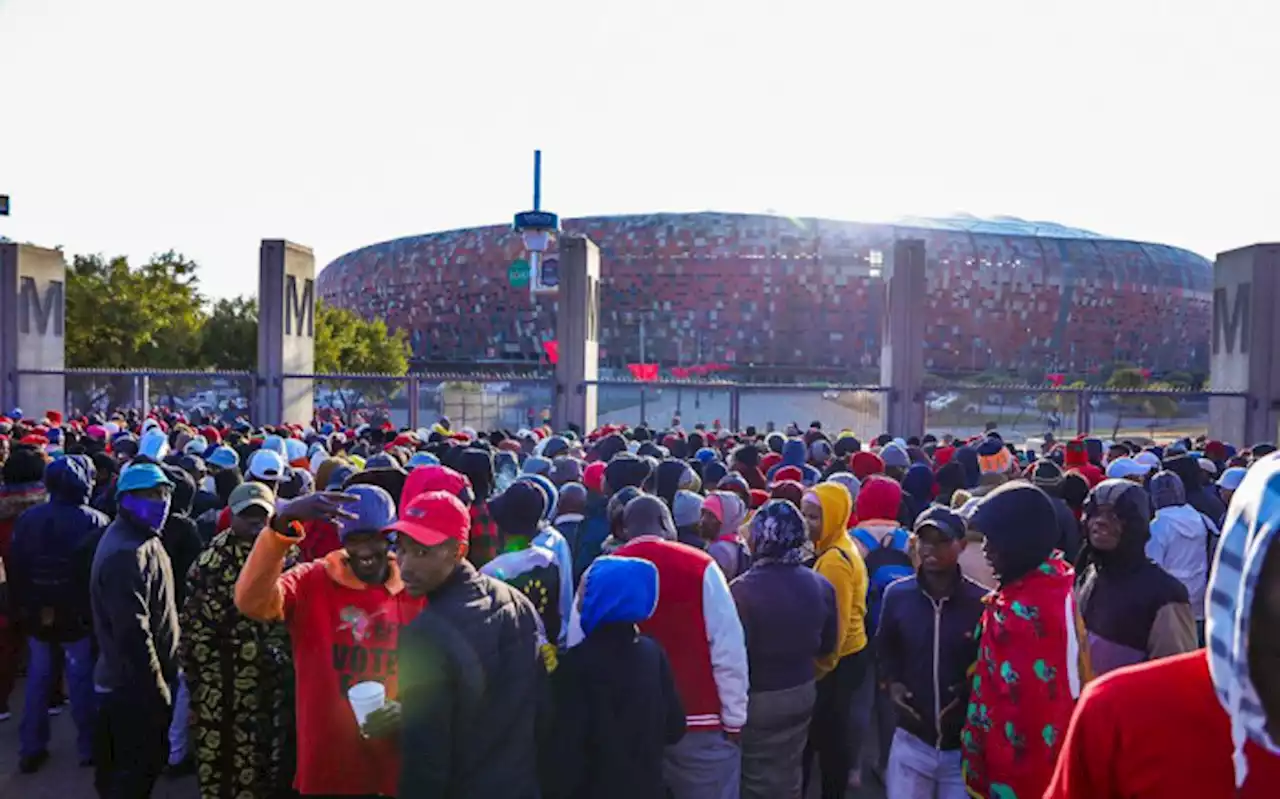 EFF vendors at 10th anniversary rally already running out of stock