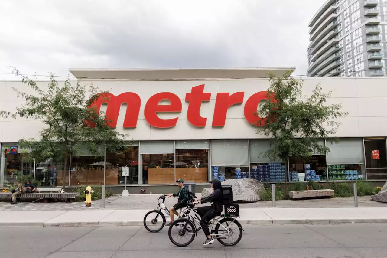 Metro workers across GTA reject tentative deal, set to begin strike action