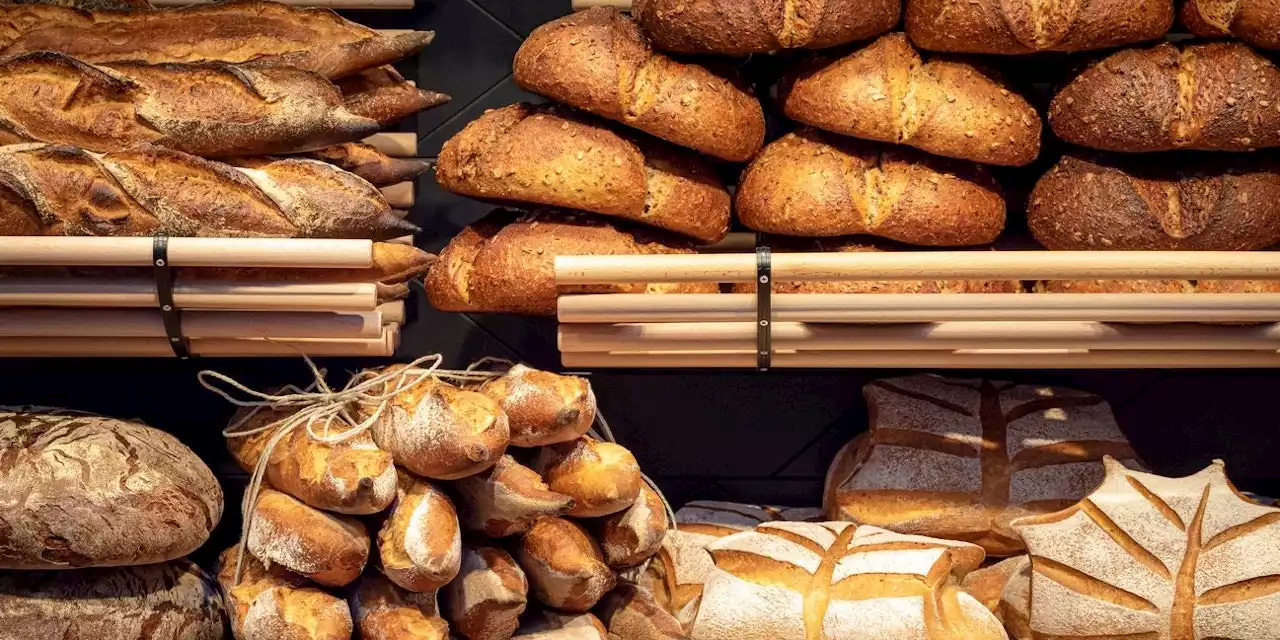 Bäcker kassiert Strafe, weil er halbes Brot verkauft