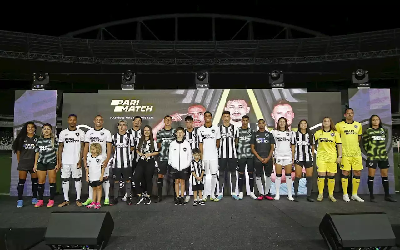 Novos uniformes: Botafogo vendeu cerca de 15 mil peças em 24 horas | Botafogo | O Dia