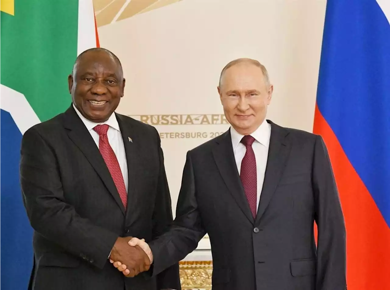 ‘We stand on the side of peace': Ramaphosa and Putin all smiles during meeting in Russia | News24