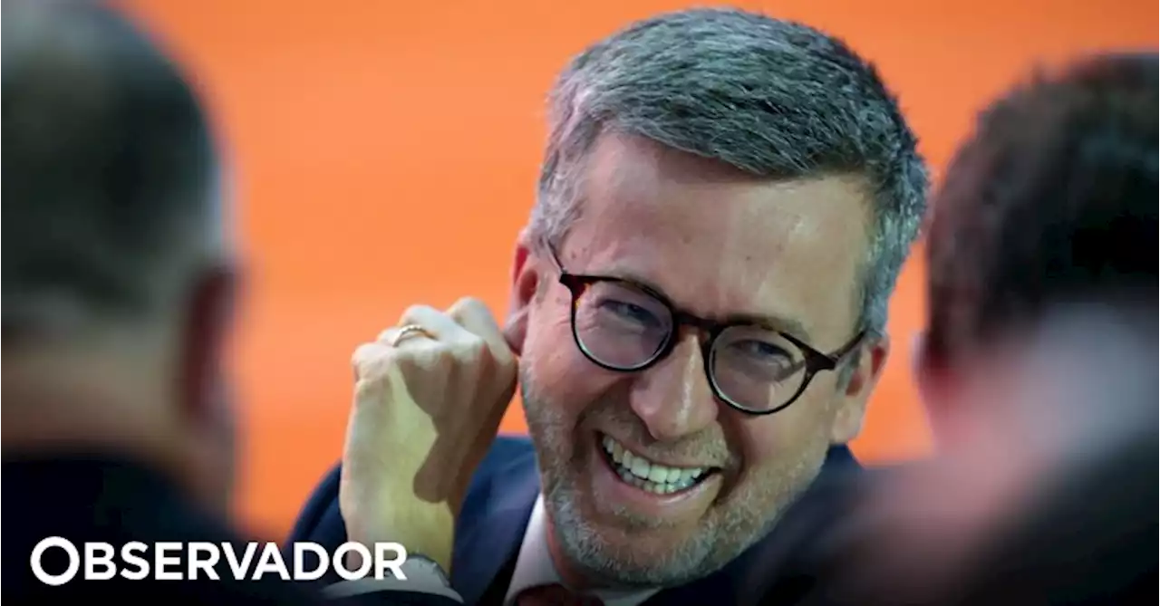 Tiktok e um tapete: Carlos Moedas 'responde' a Bordalo II com mensagem de boas-vindas