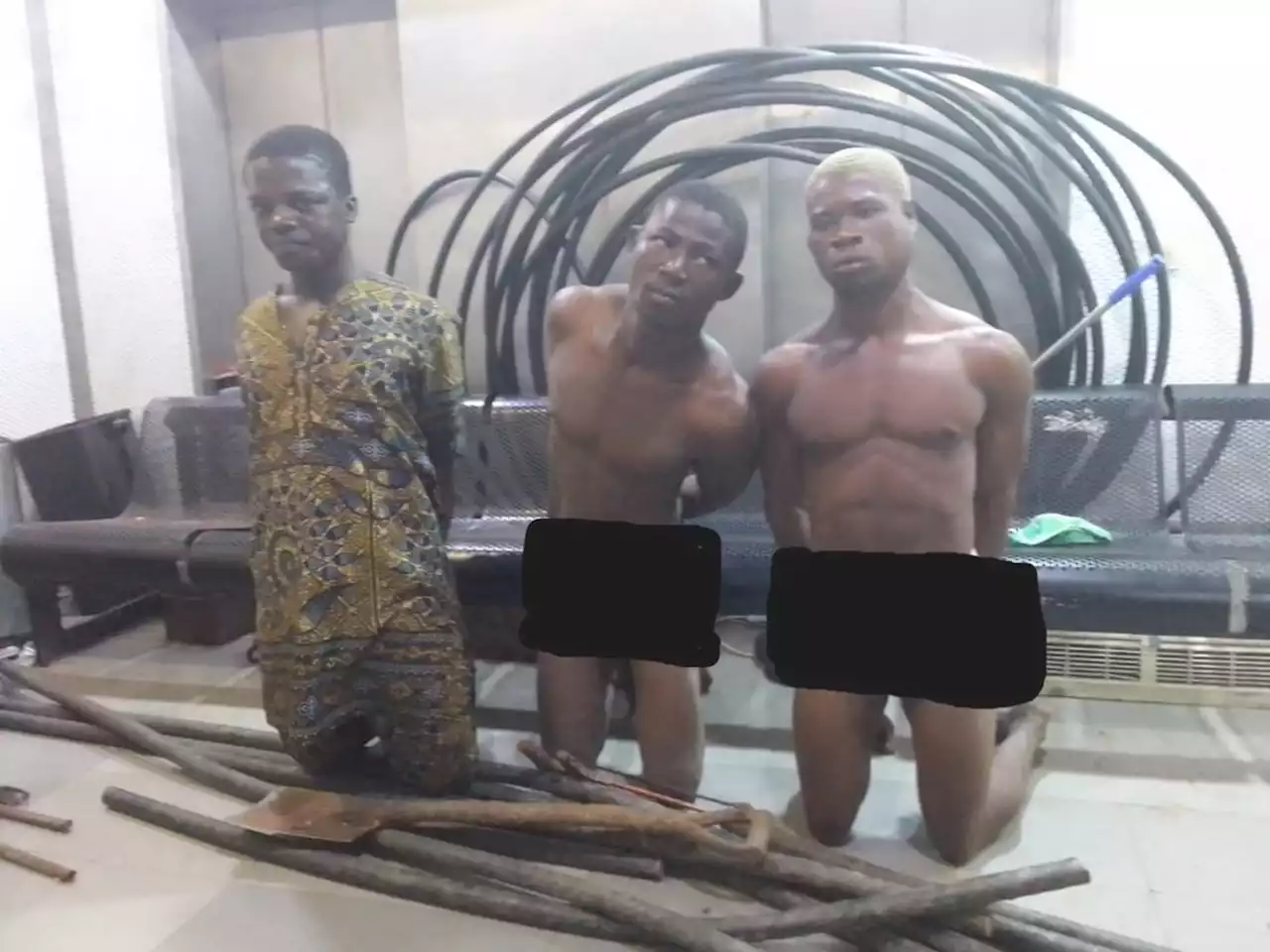 Operatives Arrest Ex-Convict Among Three Cable Thieves At Murtala Muhammed Airport, Lagos | Sahara Reporters