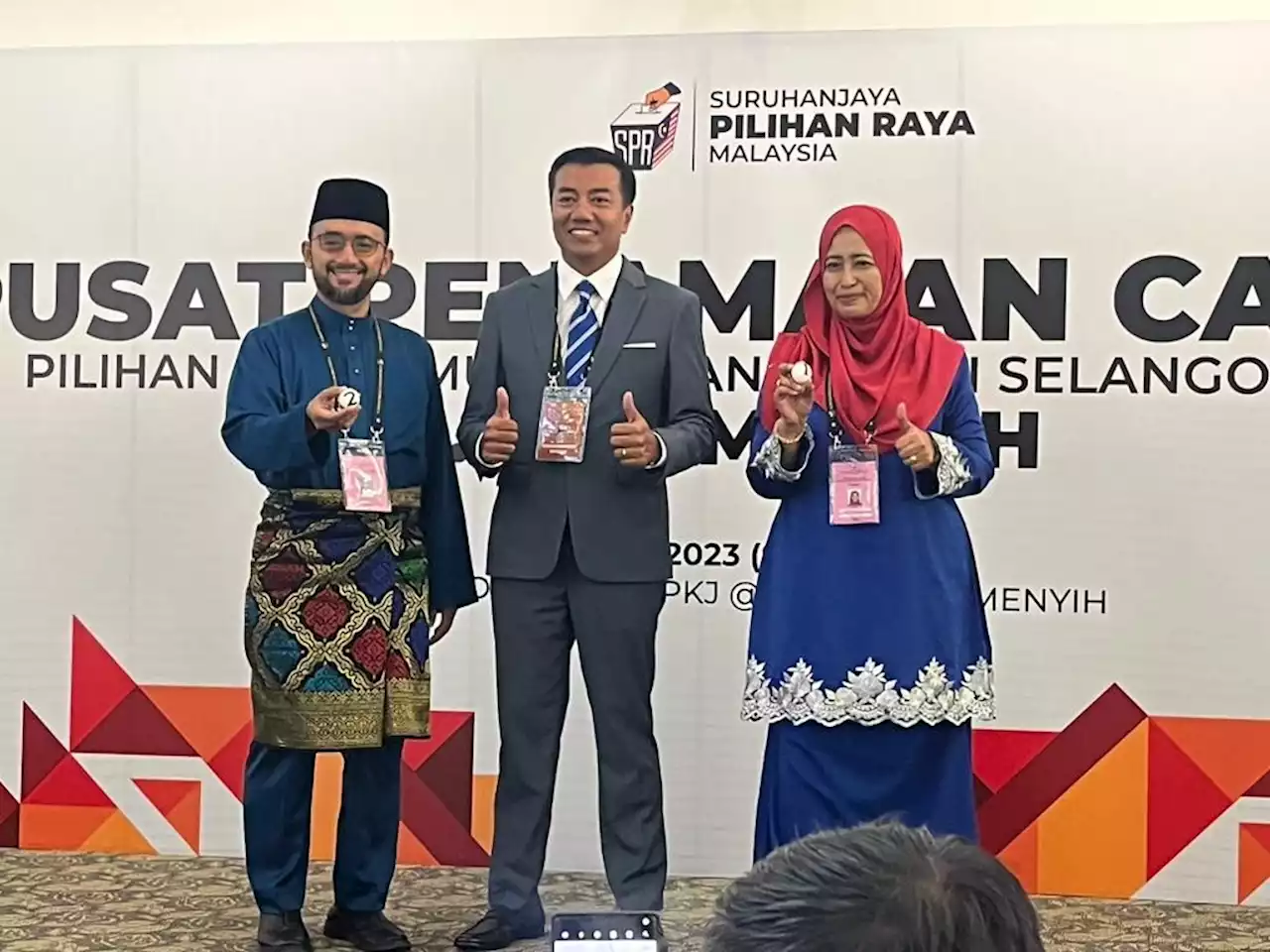 State polls: Straight fight in Semenyih between former bank executive and syaria lecturer