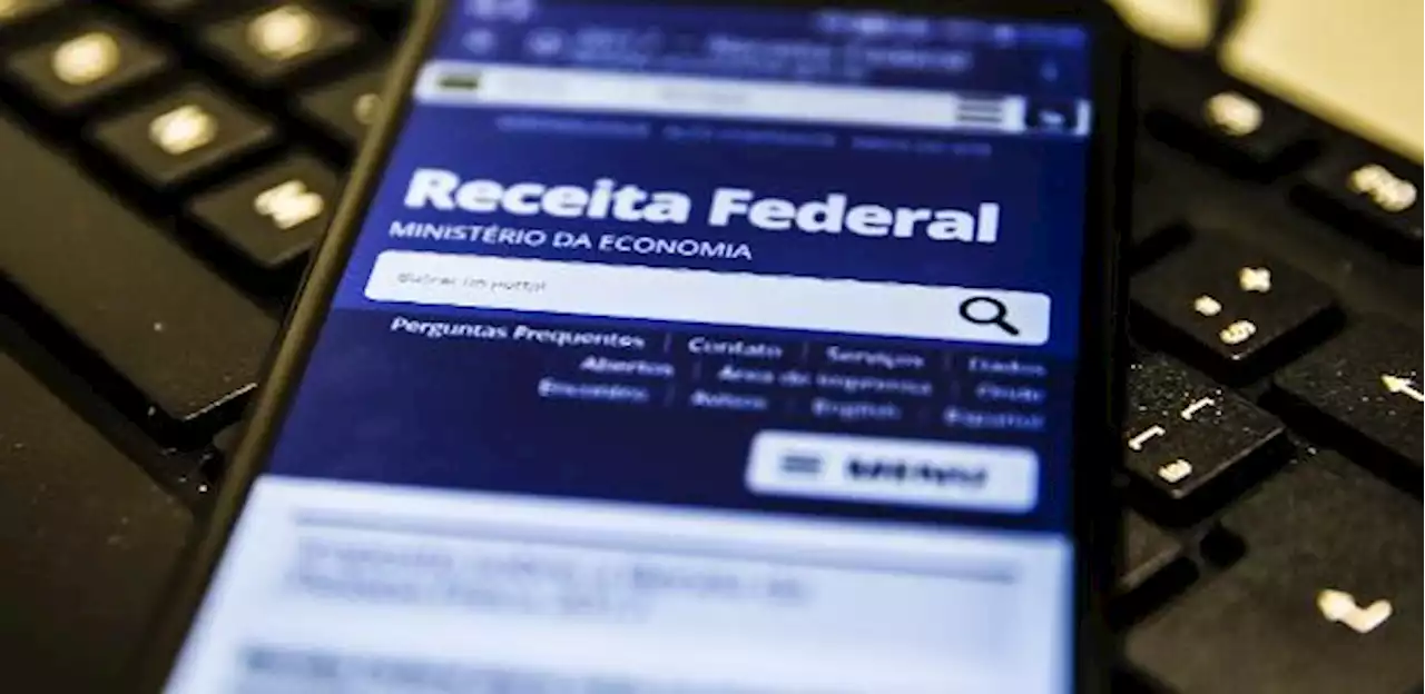 Quando cai a restituição do Imposto de Renda 2023? Veja data do 3º lote