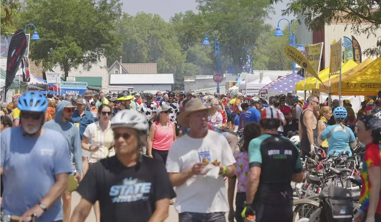 As cyclists ride across Iowa, they are seeing craft breweries driving small-town tourism