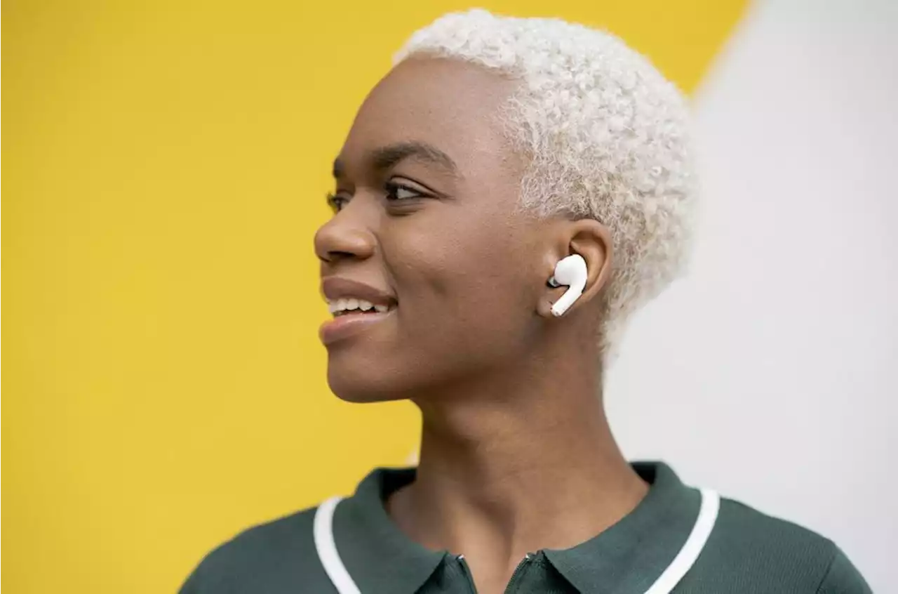 Le AirPods Pro di Apple misureranno la temperatura e controlleranno l'udito