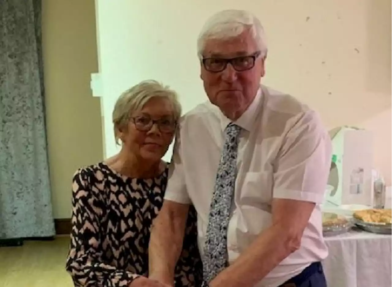 Fulwood couple mark 50th wedding anniversary with Rosemere Cancer fundraiser