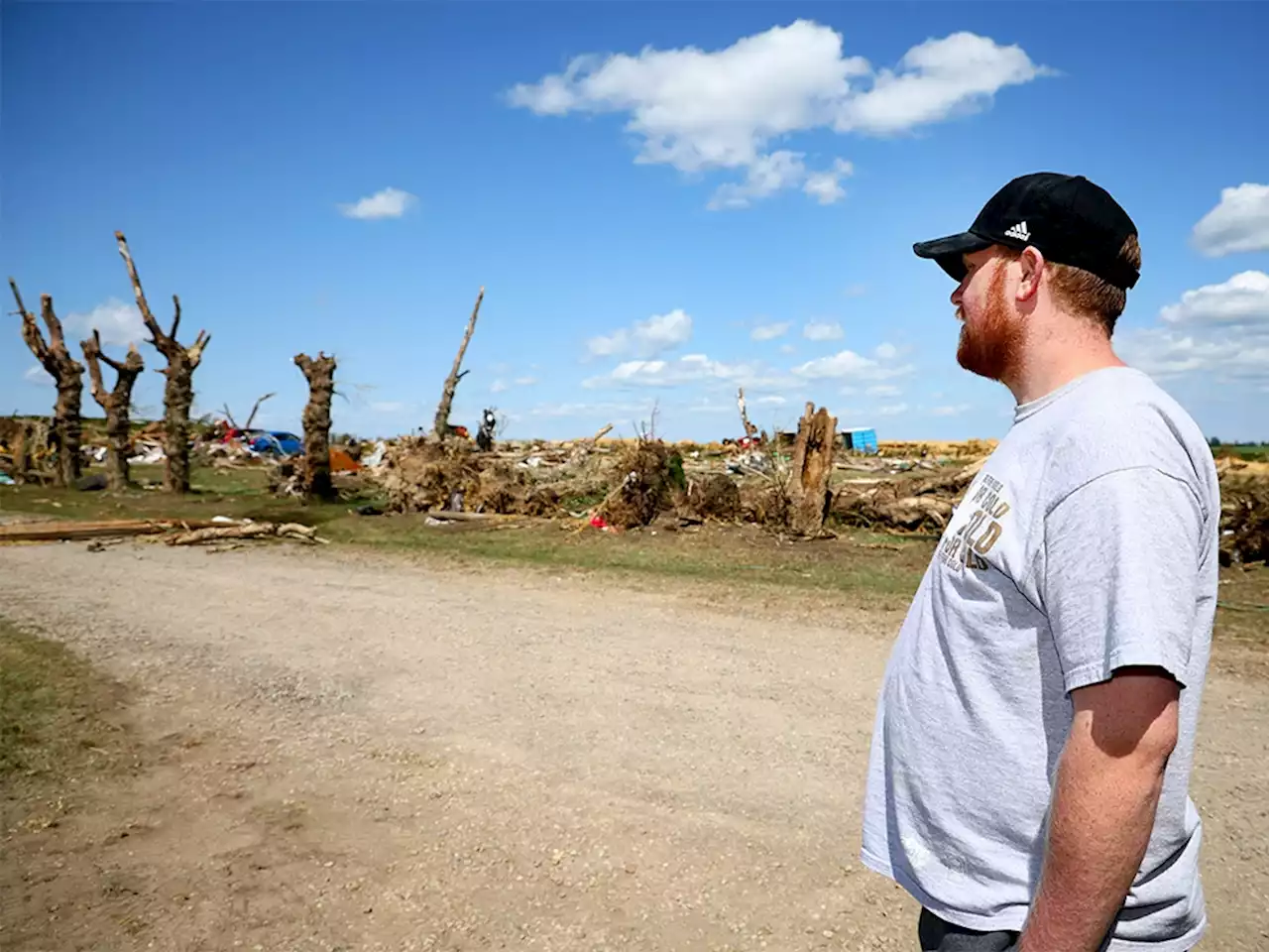 Community turns to clean-up after destructive Didsbury tornado