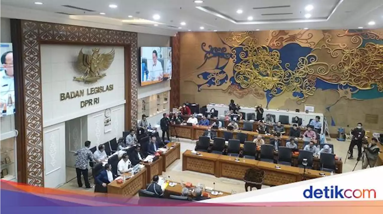 Rapat Baleg DPR Setujui Usulan Dana Desa Naik Sebesar 20%