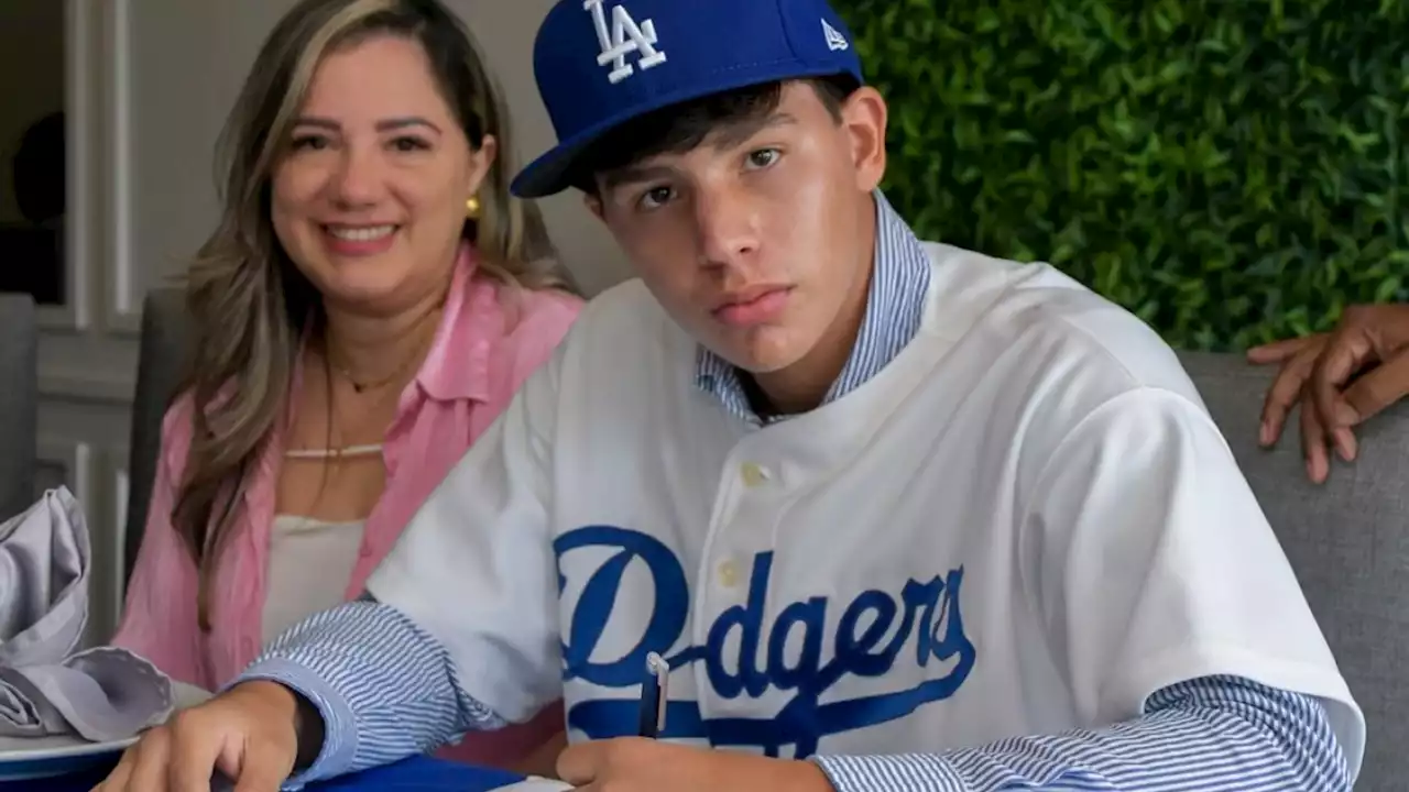 El barranquillero David Burgos Berdugo firma con los Dodgers