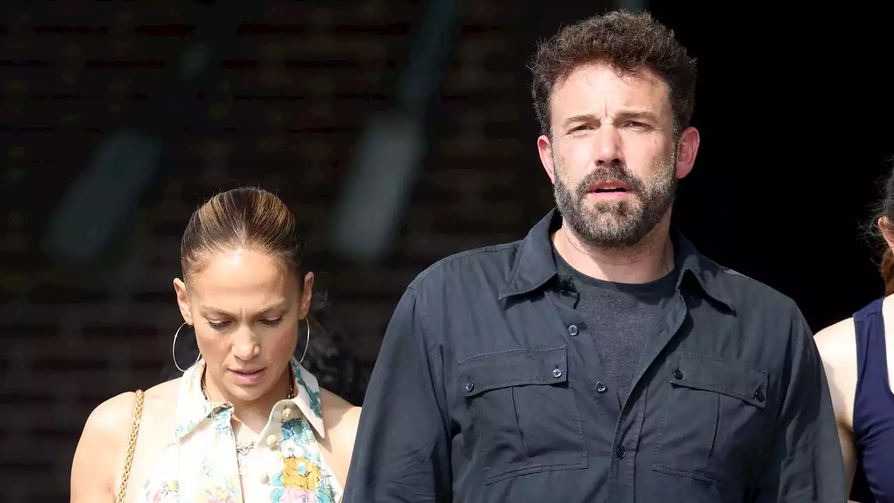 Ben Affleck, Jennifer Lopez Enjoy Summer Day in the Hamptons: PIC