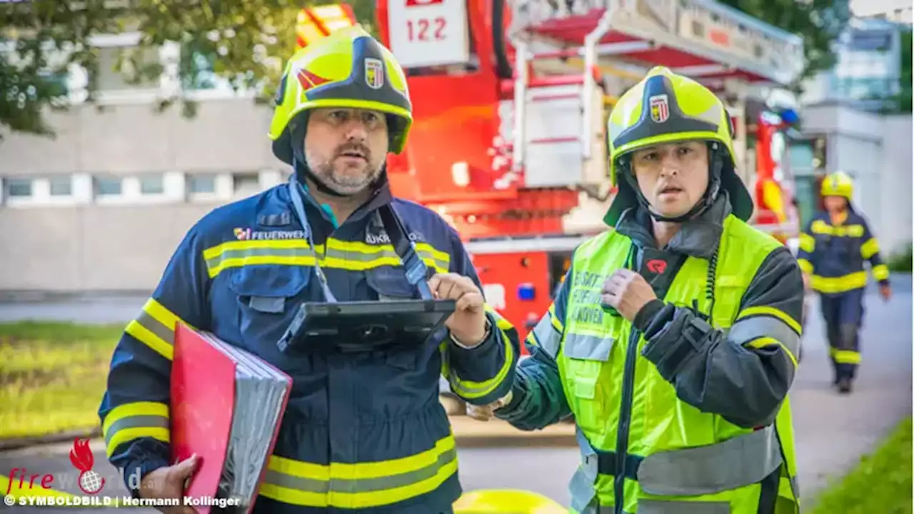 D: Wohnungsbrand durch Akku in Hochhaus in Ettlingen → zahlreiche Personen in Sicherheit gebracht