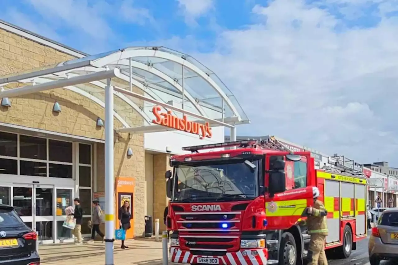 Glasgow supermarket evacuated after 999 response called