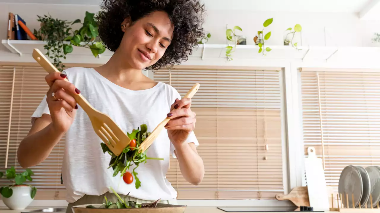 Non è tutto sano quello che è verde: quello che è bene sapere sugli alimenti vegetali - iO Donna